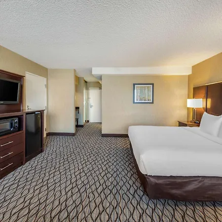 Clarion Hotel Anaheim Resort Exterior photo