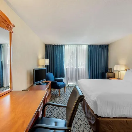 Clarion Hotel Anaheim Resort Exterior photo