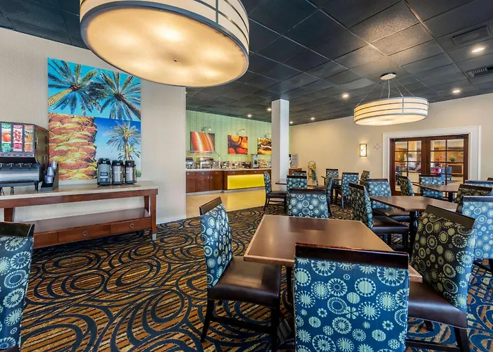 Clarion Hotel Anaheim Resort