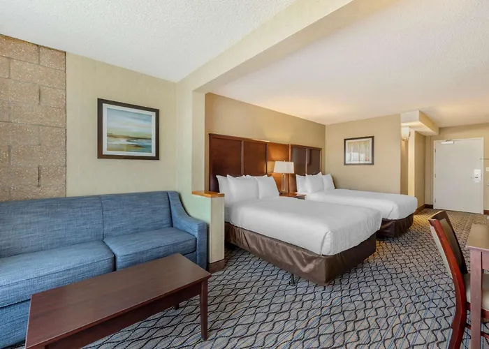 Clarion Hotel Anaheim Resort